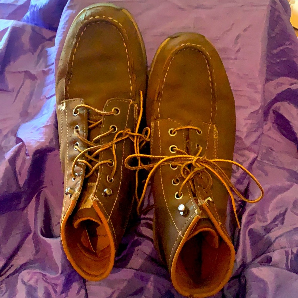 Carhartt work/hiking boots size 9.5